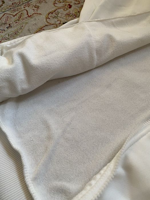 Белая легкая кофта