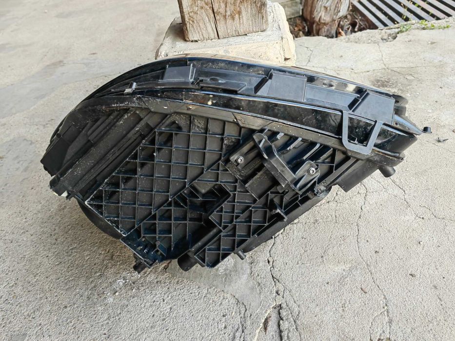 Фар Mercedes W247 B-Classa LED десен / Фар Мерцедес W247 Б-класа Оригинален