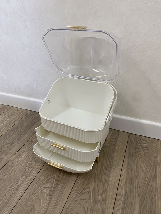 Продам органайзер для косметики