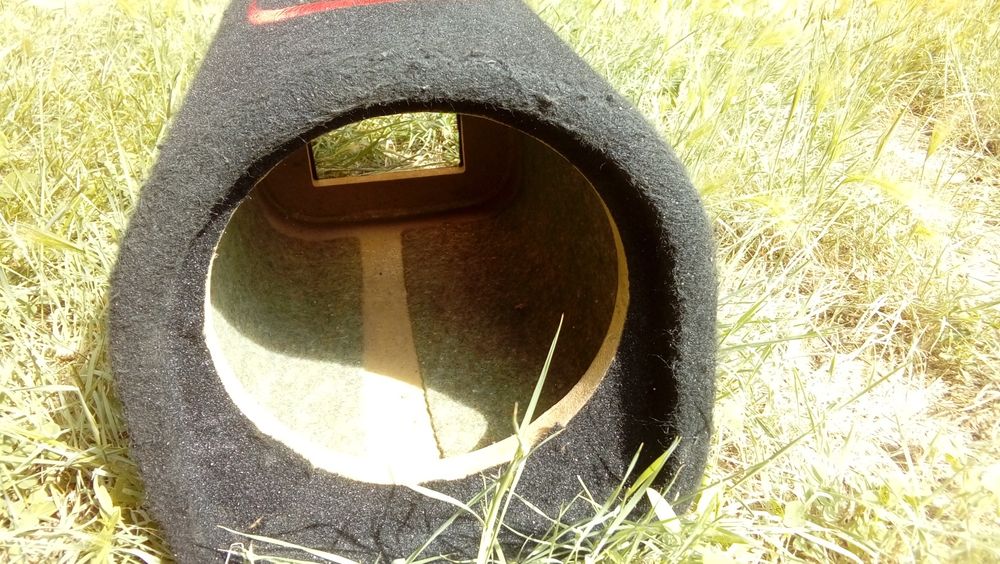 Корпус сабвуфера не болшой