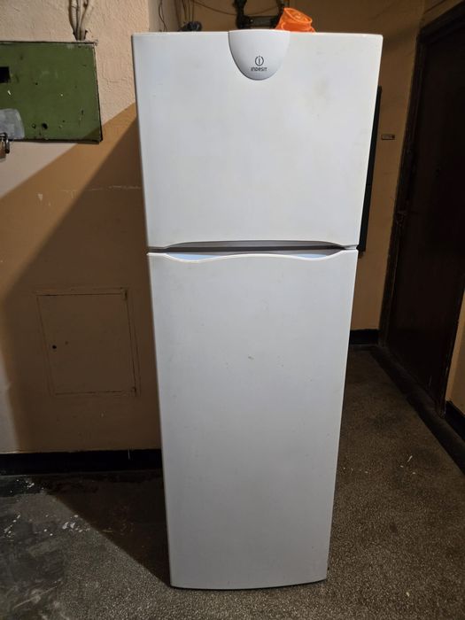 Frigider Indesit
