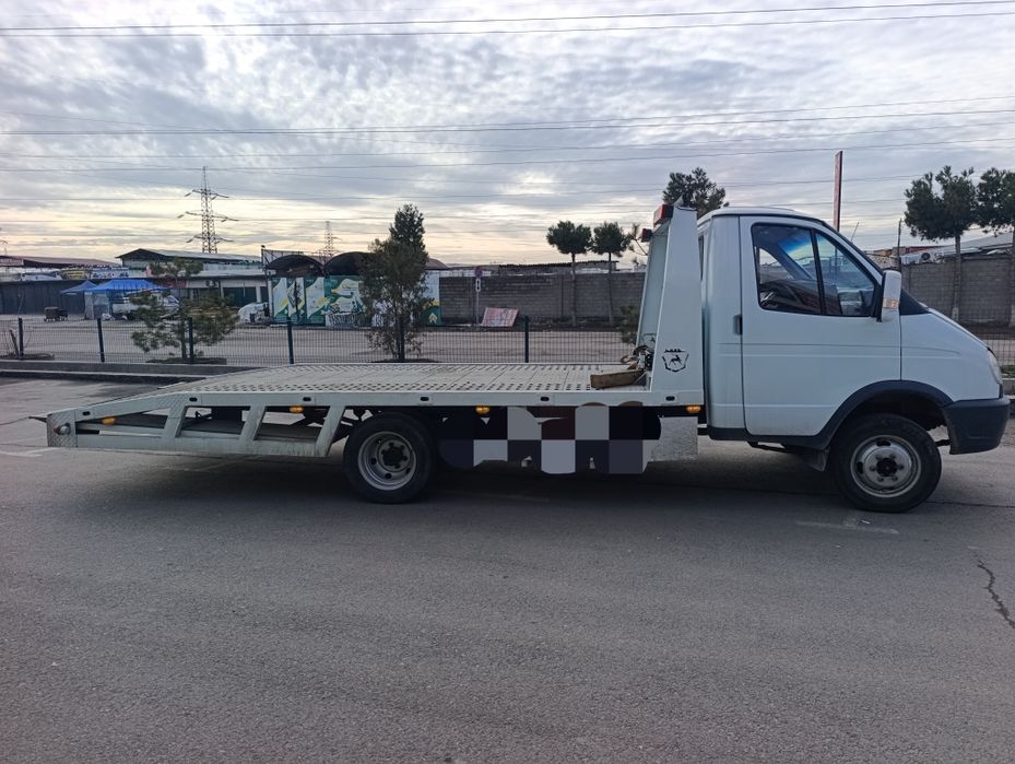 Evakuator sotiladi 2013