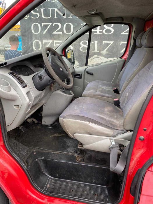 dezmembrez Renault trafic 1.9 dci cod motor F9Q , F9K/usi spate trafic