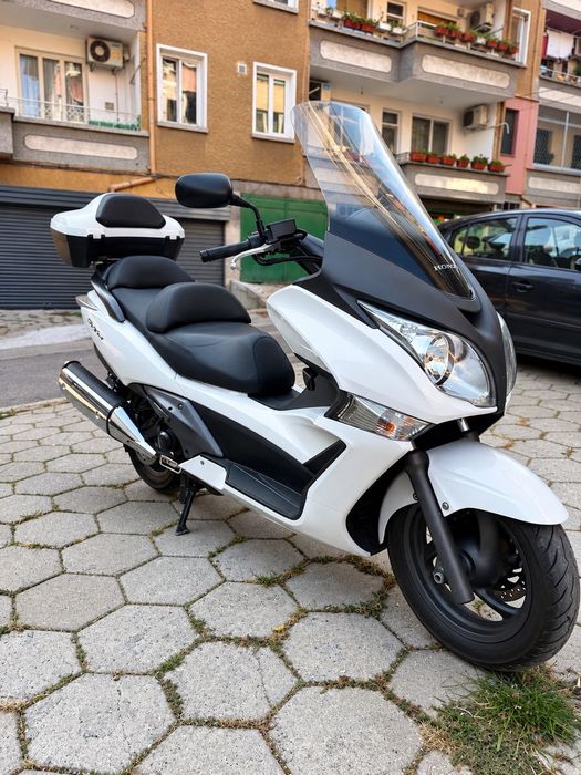 Honda Silver Wing 400
