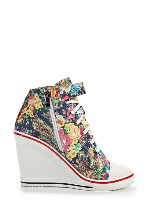 Кеды на танкетке. 38 размер