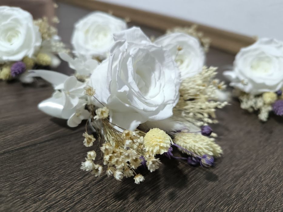 Buchet mireasa ,buchete nașe ,cocarde