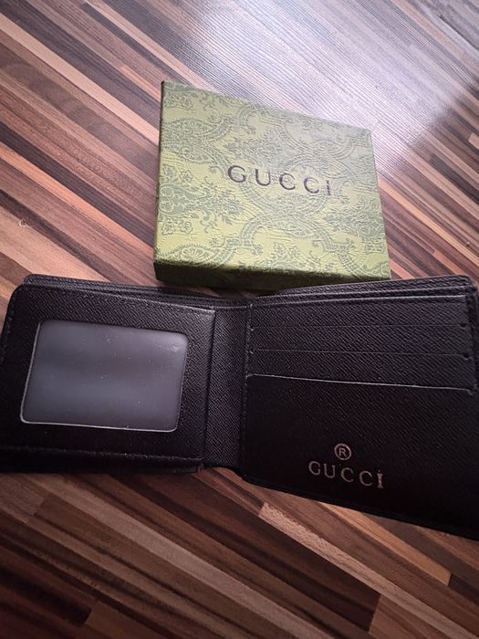 Vand portofel gucci