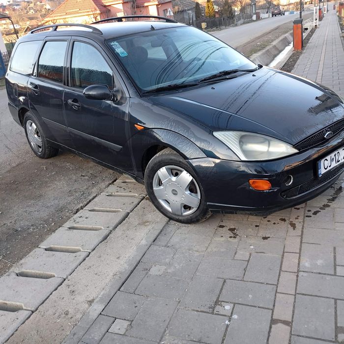 Vând Ford focus diesel de 1.8
