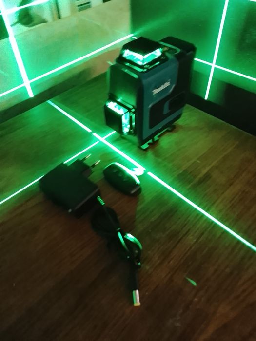 Nivel laser makita 16 linii