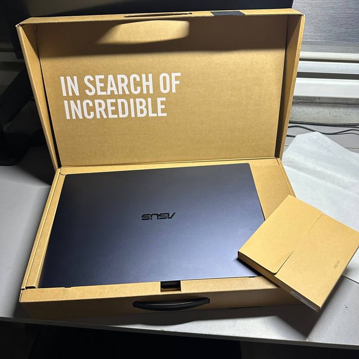 Продаётся  Ноутбук ASUS
