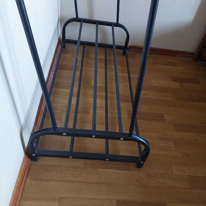 Вешалка для вещей