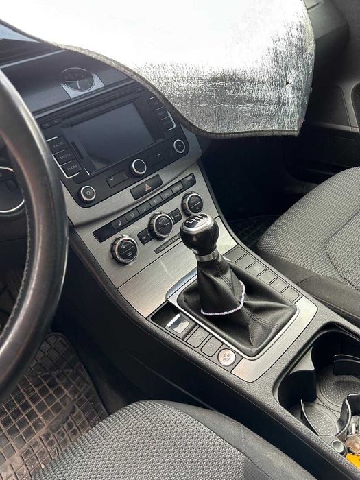VW Passat 2.0 TDI BlueMotion, 140 CP,Xenon, Full LED, Keyless, Euro 5,stare f buna