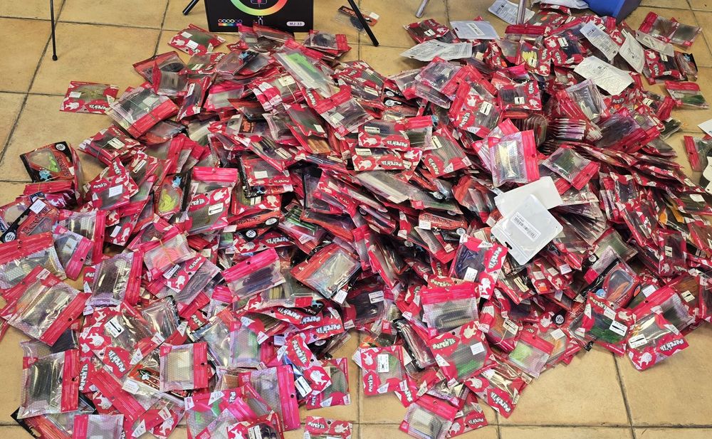 Рибарски такъми воблери, блесни, карбонови спининги и други