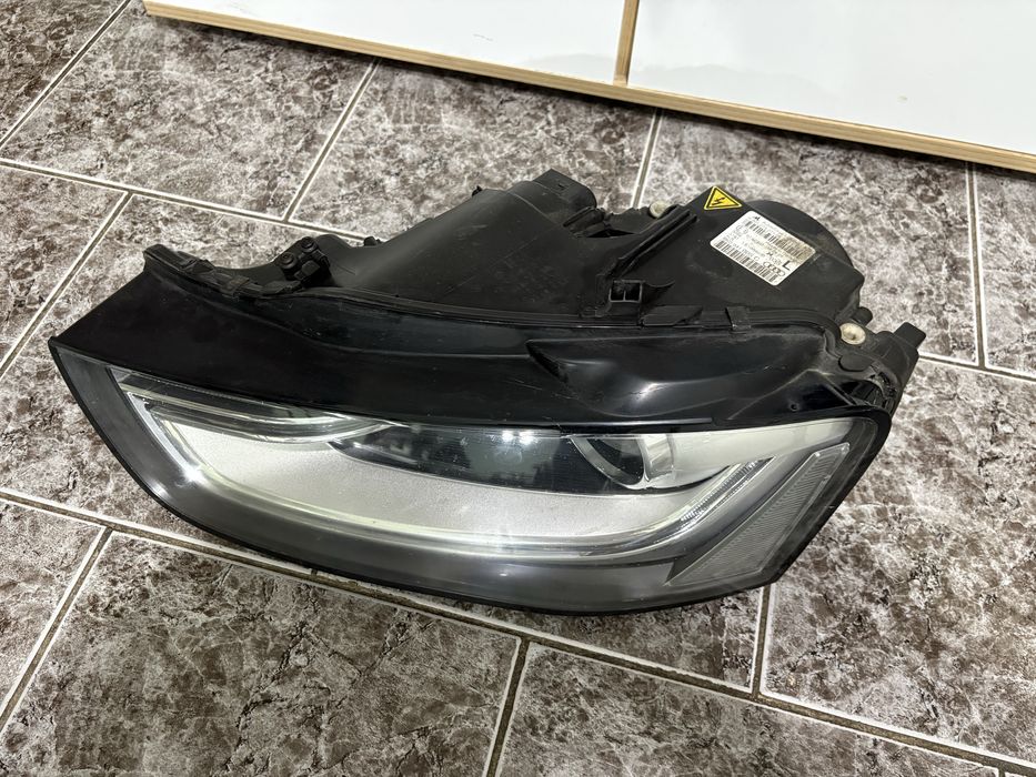 Ляв фар за Audi A4 b 8.5 / Ауди А 4 б 8,5