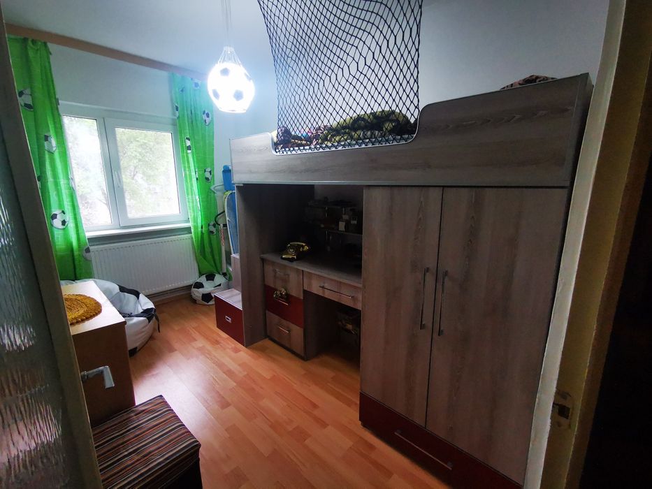 Mobilier camera copil