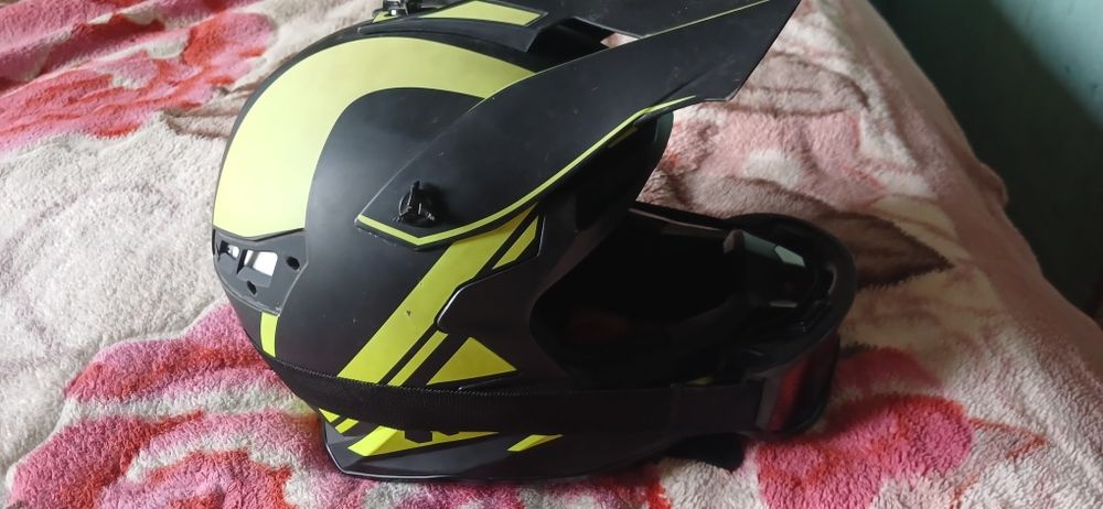 Продам шлем в хорошем состоянии