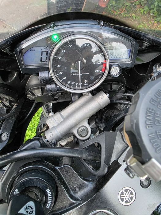 Yamaha R1 2006 12000 km