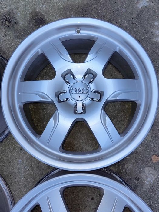 Оригинални джанти за Ауди (Audi) 17"