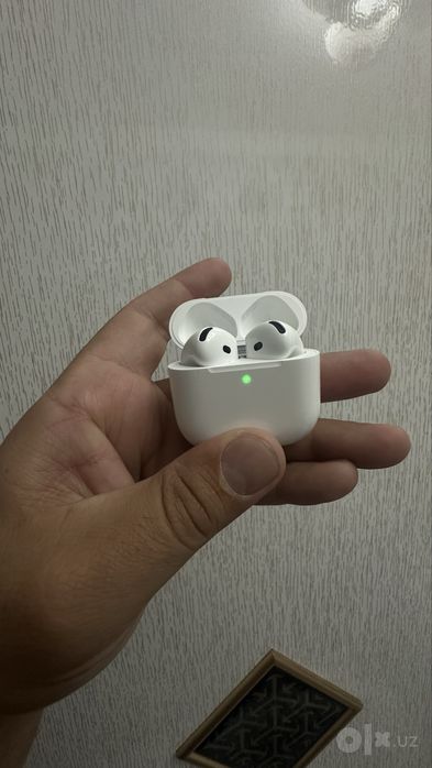 Airpods 4 ANC с активным шумоподавлением