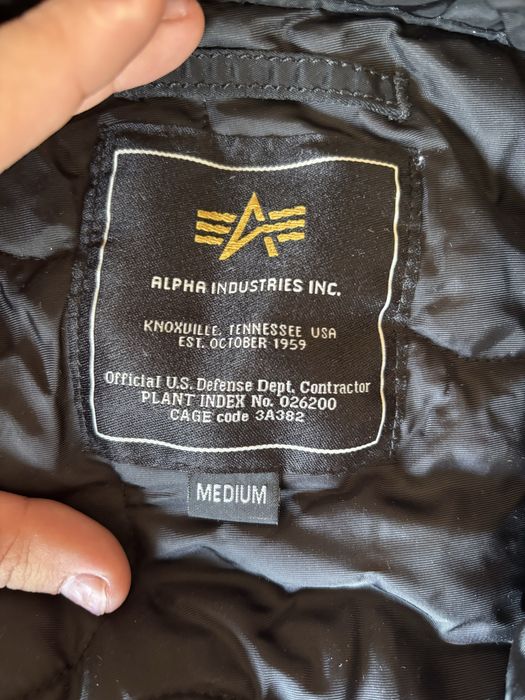 Продам куртку альфа