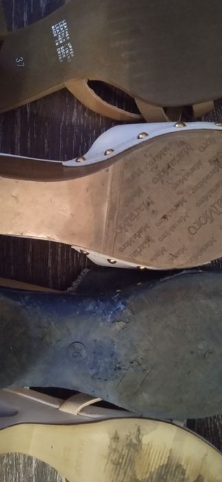 Шлепки, сабо 36, 37 размеров.