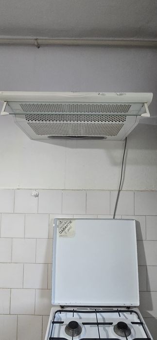Vand ghiuveta inox cu baterie si hota