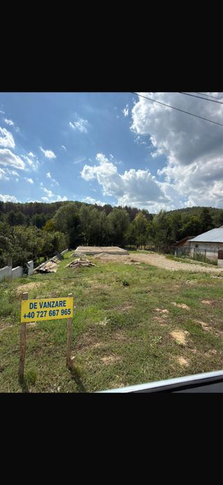 Teren de vanzare 1500mp constructie 150mp 6000€  VALABIL 10 zile