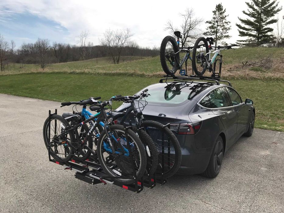 Велобагажници под наем / превоз колела / велосипеди Thule