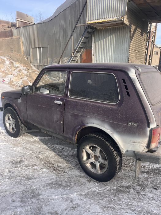 Продам ниву 21213