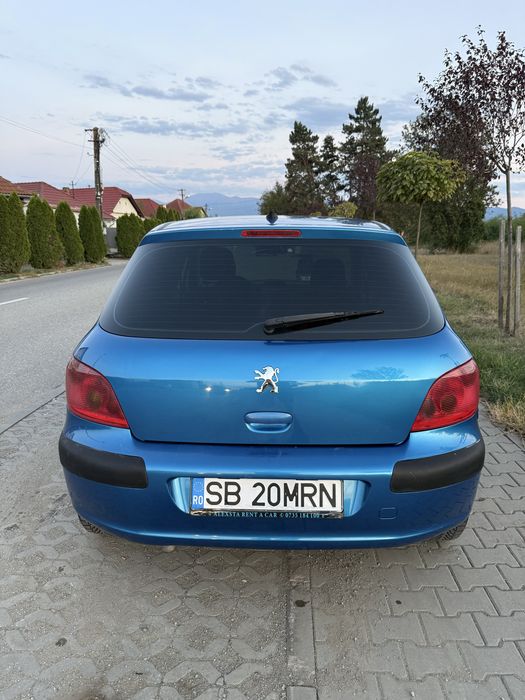 Peugeot 307 + Scuter / Individual