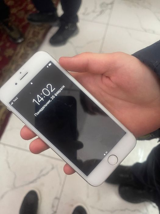 Айфон 6s,гарантия 2 месяца