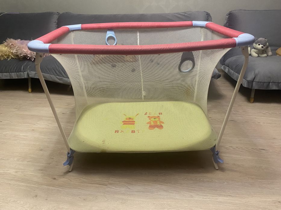 Продам манеж