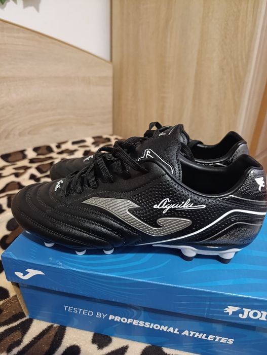 Ghete de fotbal cu crampoane Joma noi