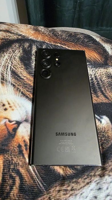 Samsung Galaxy S23 ULTRA 12 GB RAM / 512 GB memorie