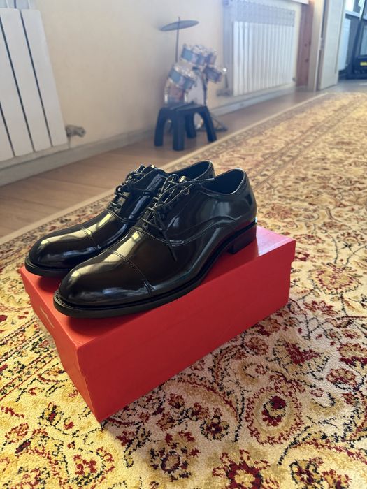 Обувь Ferragamo 43 размер