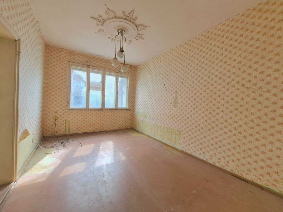 Продава се Етаж от къща в Варна, Аспарухово - 110 кв.м за 1855 €/кв.м - Снимка #1