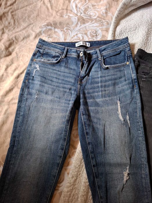 Дамски дънки Zara -3чифта за 10евро
