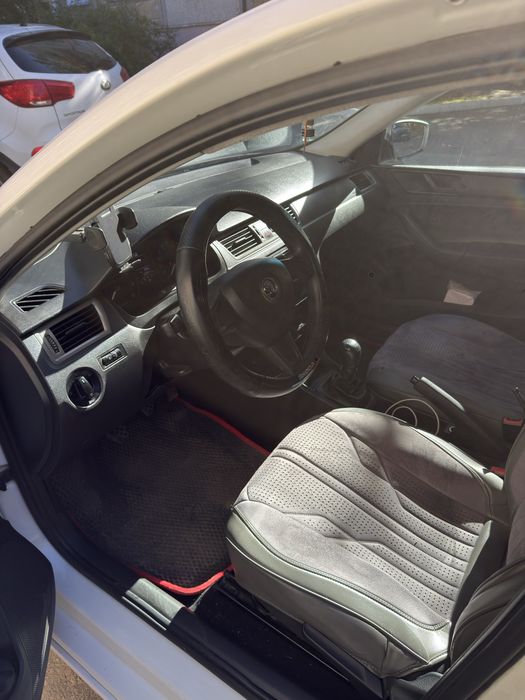Продается Skoda rapid 2014