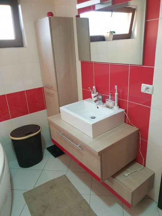 PROPRIETAR Vand/Inchiriez Vila/Casa Ultramoderna în Micalaca