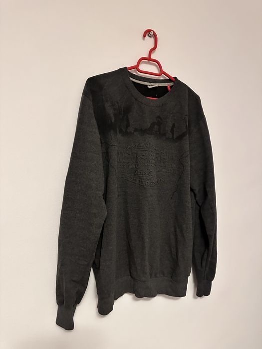 Pulover XL foarte bun