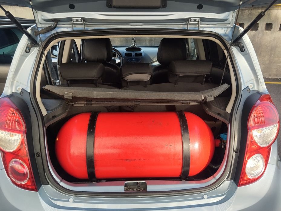 Продам Спарк 3 позиции в отличном состоянии всё в рабочем состоянии