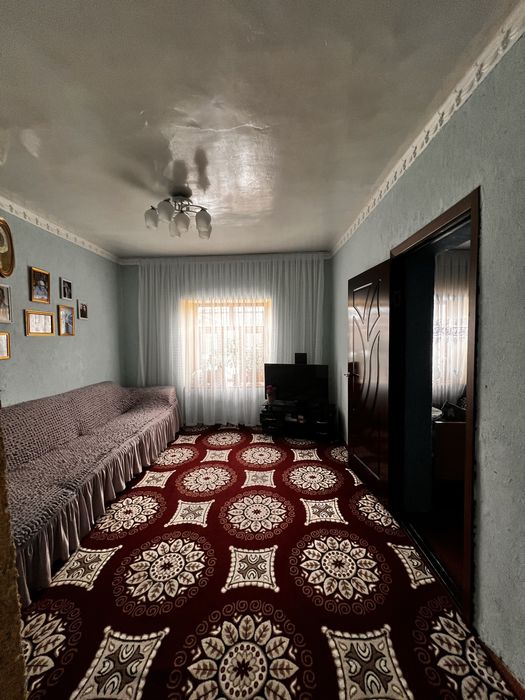 Gazalkent shahrida 7 sotixli uy sotiladi