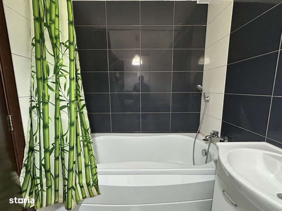 Apartament de vânzare.(Zona Dobroești)