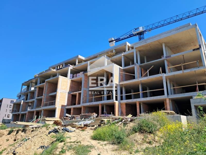 Продава се Тристаен апартамент в Варна, Бриз - 146 кв.м за 2391 €/кв.м - Снимка #9