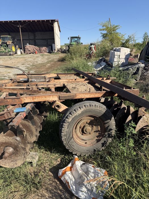 Vand utilaje agricole