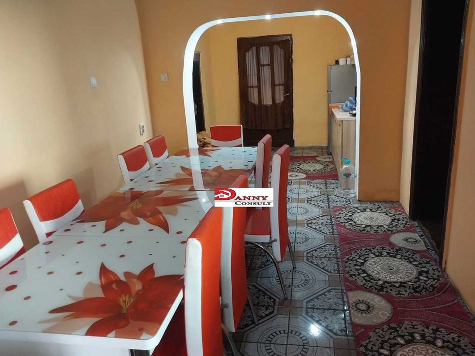 Двуетажна къща в с. Върбовка