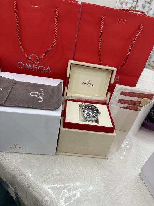 Часы ручные omega