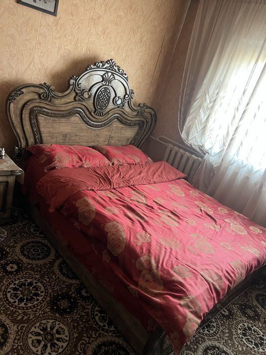 Продам спальний гарнитур в отличном состоянии