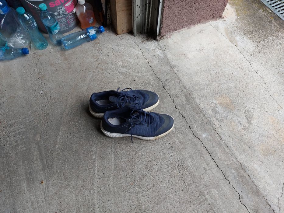 Pantofi /adidasi golf/fotbal 43