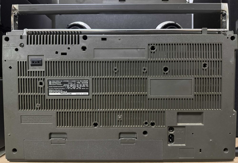 Radio casetofon stereo bombox Hitachi TRK-8300E